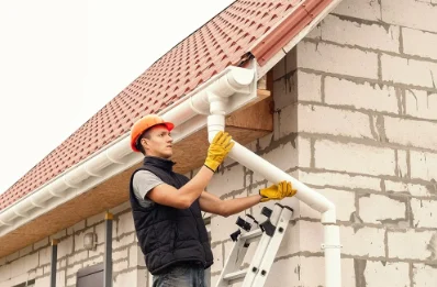 Pose et remplacement de gouttières à Repel