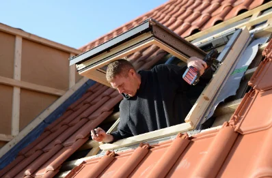 Pose de fenêtres de toit Velux à Repel
